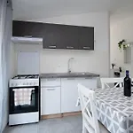 With Parking Space - 19830 Apartment Zadar