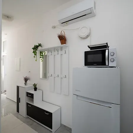 With Parking Space - 19830 * Zara