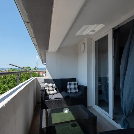 With Parking Space - 19830 * Zara